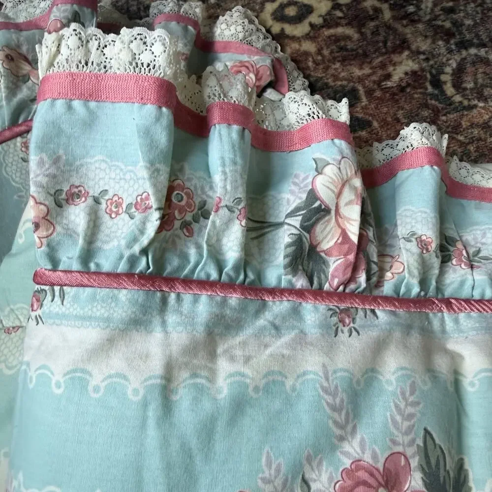 VTG Croscill Queen Comforter Skirt Shabby Chic Blue Floral QUILTED Lace Cottage